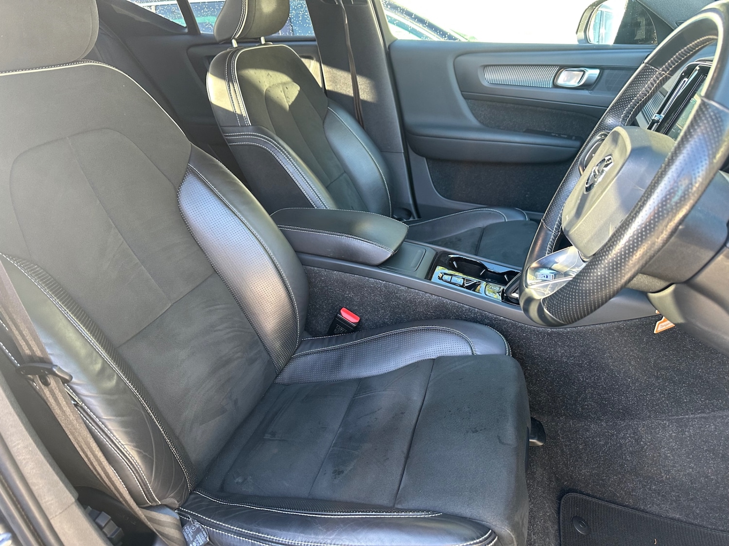 Used Volvo XC40 2019 for sale - 76792487: Photo 8