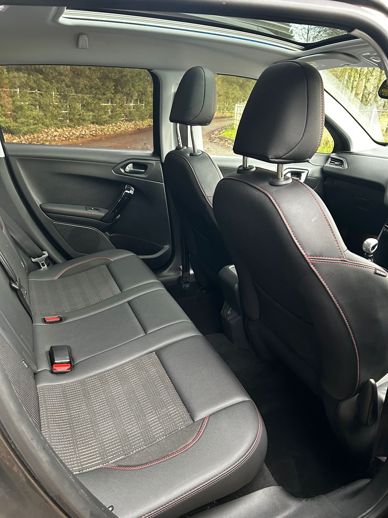 Used Peugeot 2008 2018 for sale - 76830576: Photo 10