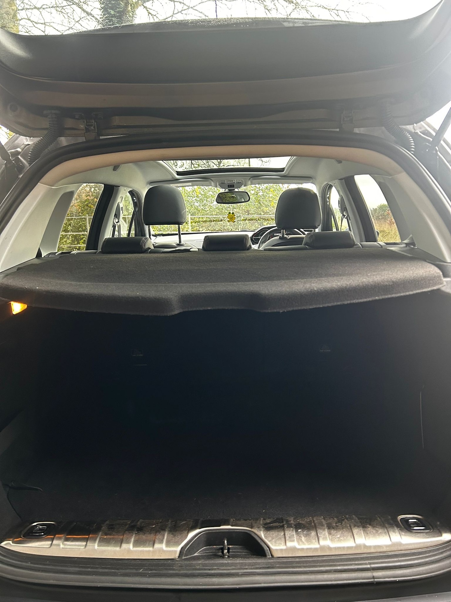 Used Peugeot 2008 2018 for sale - 76830576: Photo 11