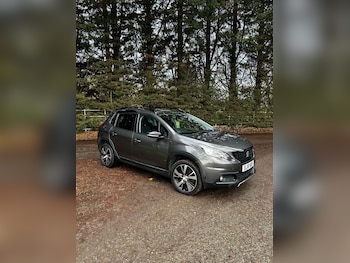Used Peugeot 2008 2018 for sale - 76830576: Photo