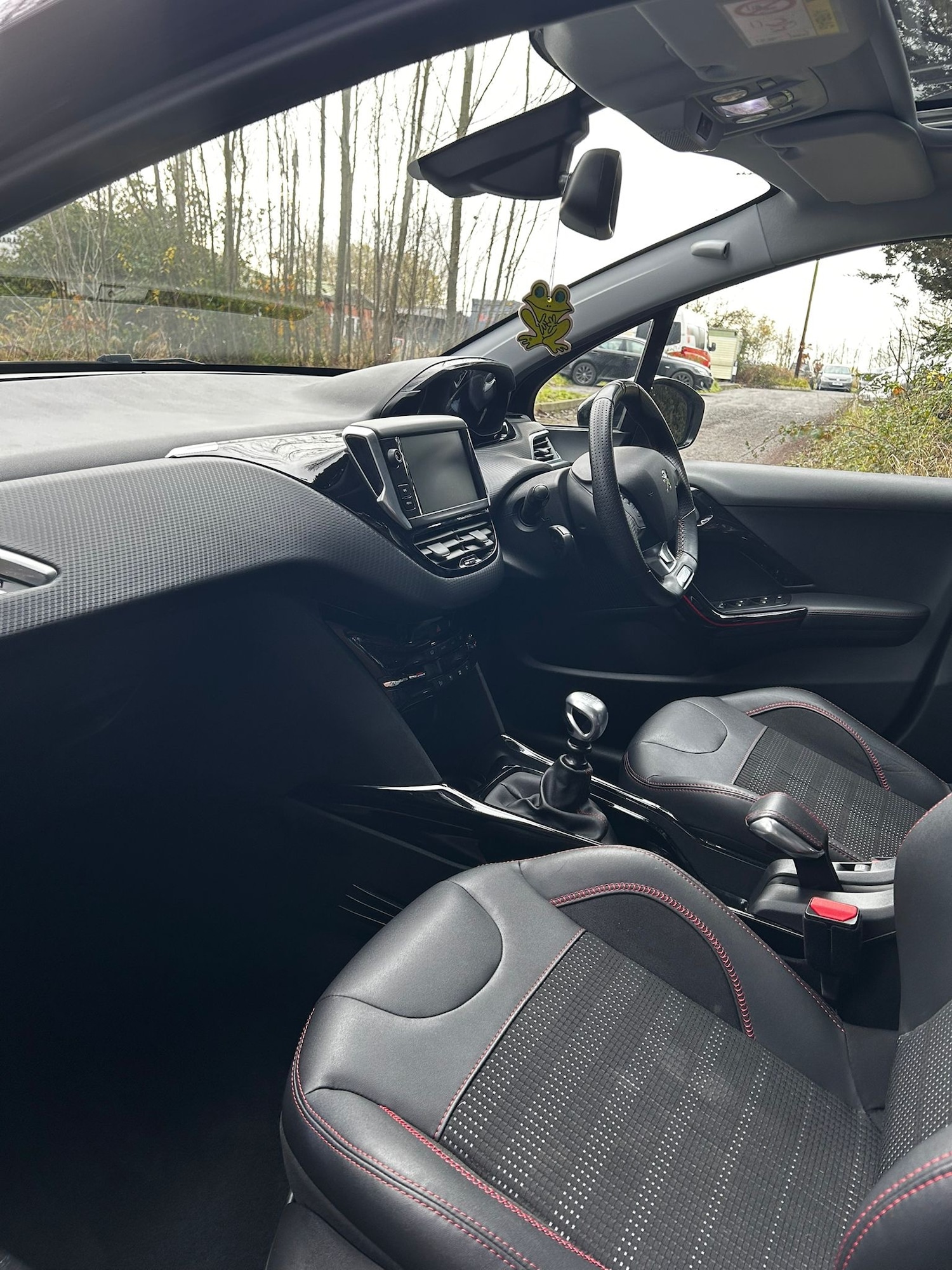 Used Peugeot 2008 2018 for sale - 76830576: Photo 8