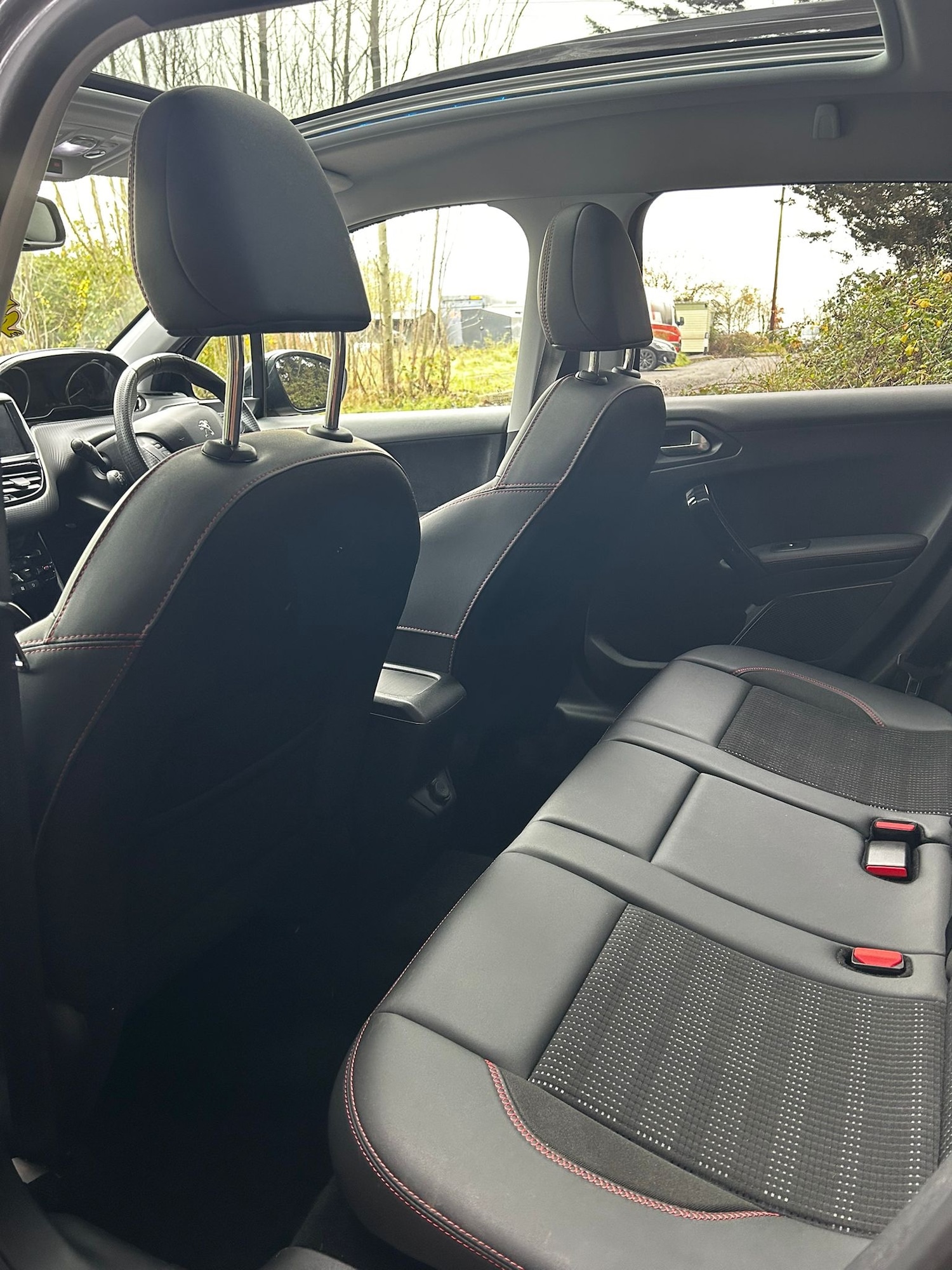 Used Peugeot 2008 2018 for sale - 76830576: Photo 9