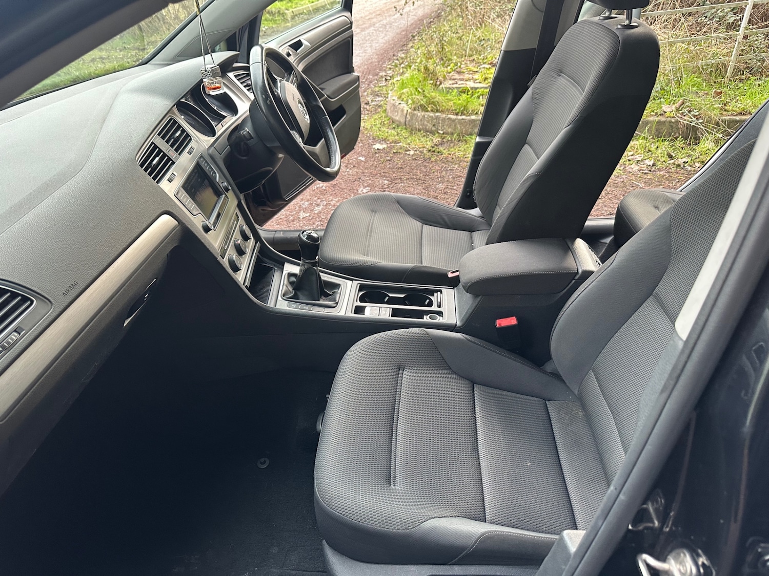 Used Volkswagen Golf 2016 for sale - 77569741: Photo 9