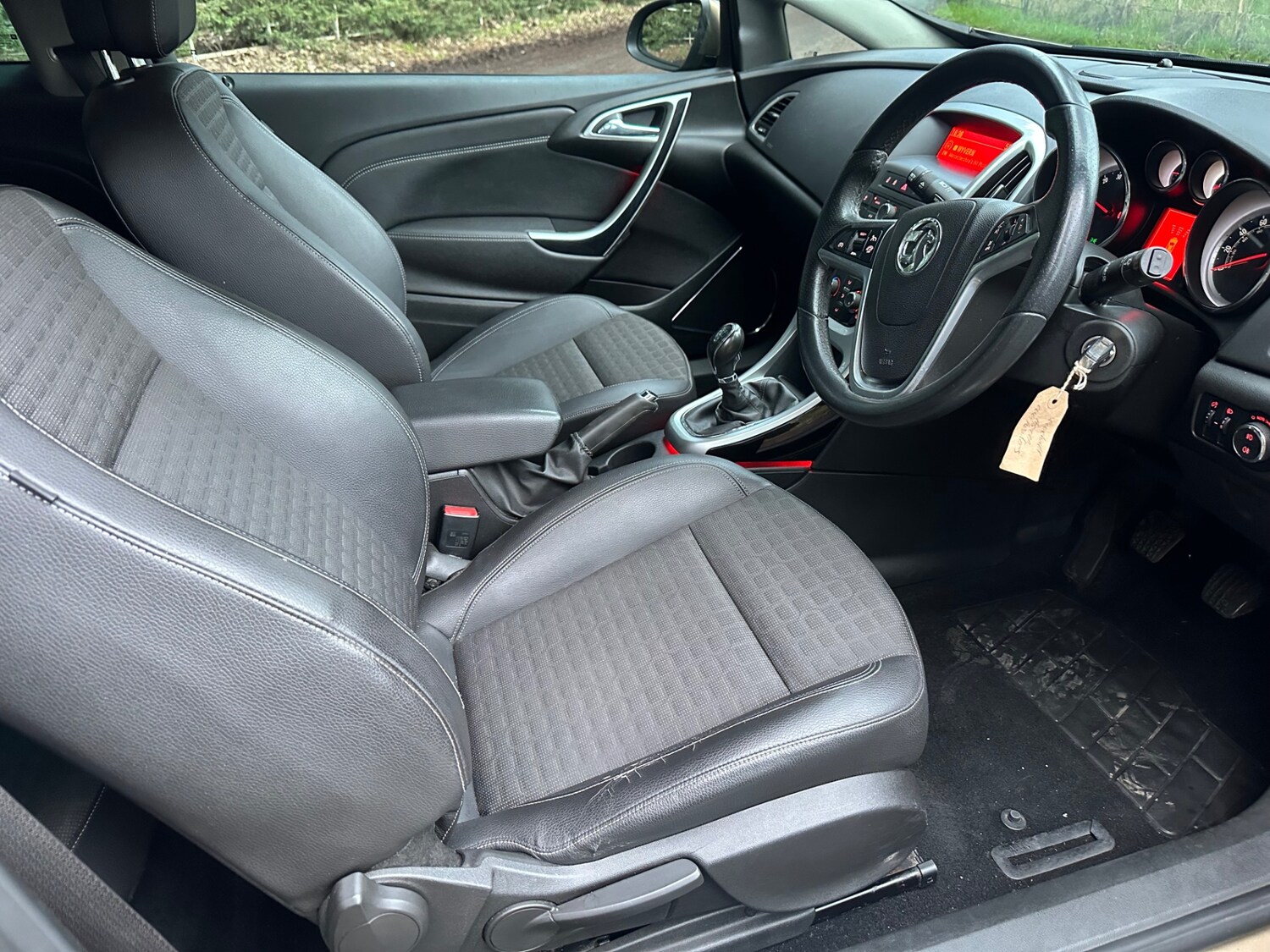 Used Vauxhall Astra GTC 2013 for sale - 77492915: Photo 6