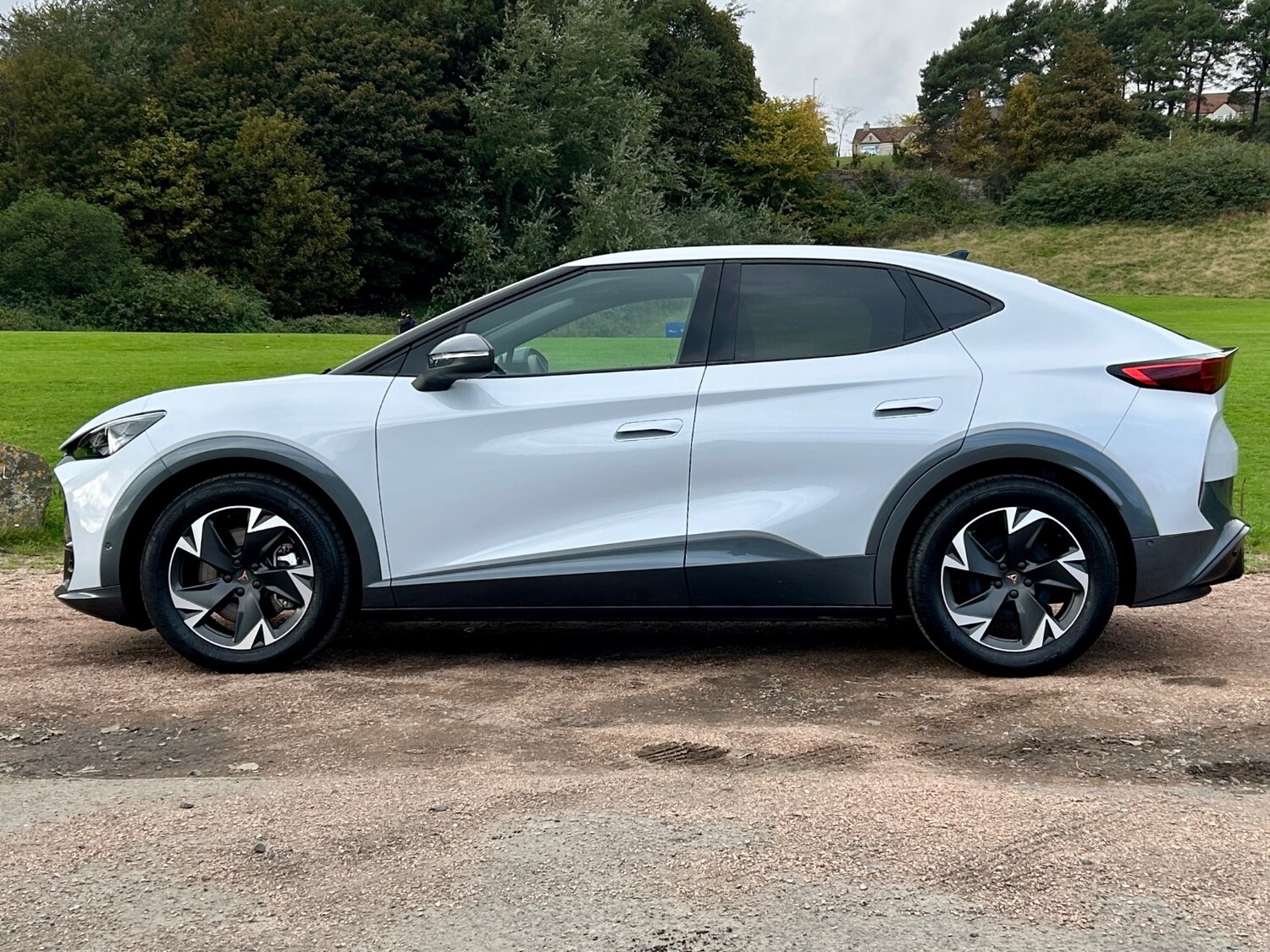 Used Cupra Tavascan 2024 for sale - 76677769: Photo 9