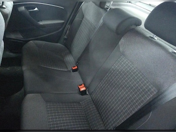 Used Volkswagen Polo 2015 for sale - 78470917: Photo