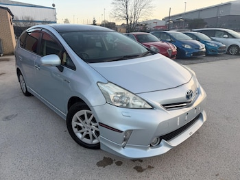 Used Toyota Prius+ 2011 for sale - 78471150: Photo