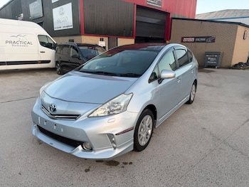 Used Toyota Prius+ 2011 for sale - 78471150: Photo