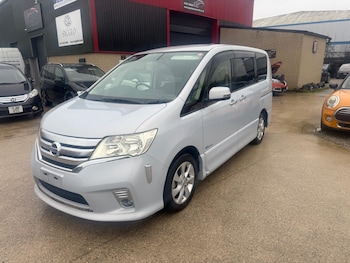 Used Nissan Serena 2013 for sale - 78420943: Photo