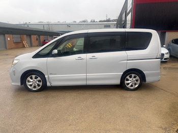 Used Nissan Serena 2013 for sale - 78420943: Photo