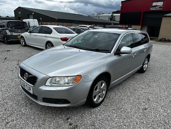 Used Volvo V70 2009 for sale - 78420974: Photo