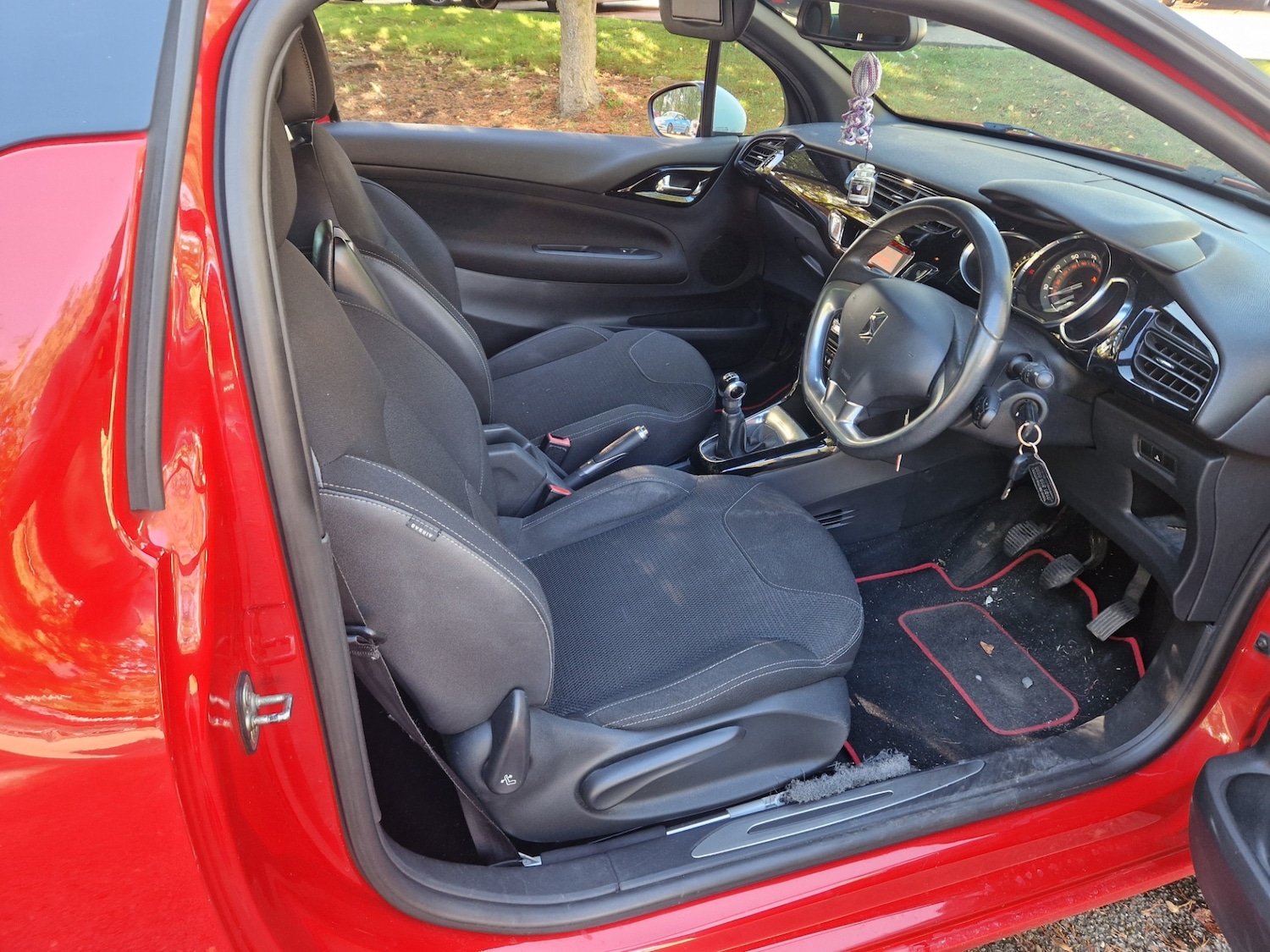 Used Citroen DS3 2012 for sale - 77798707: Photo 5