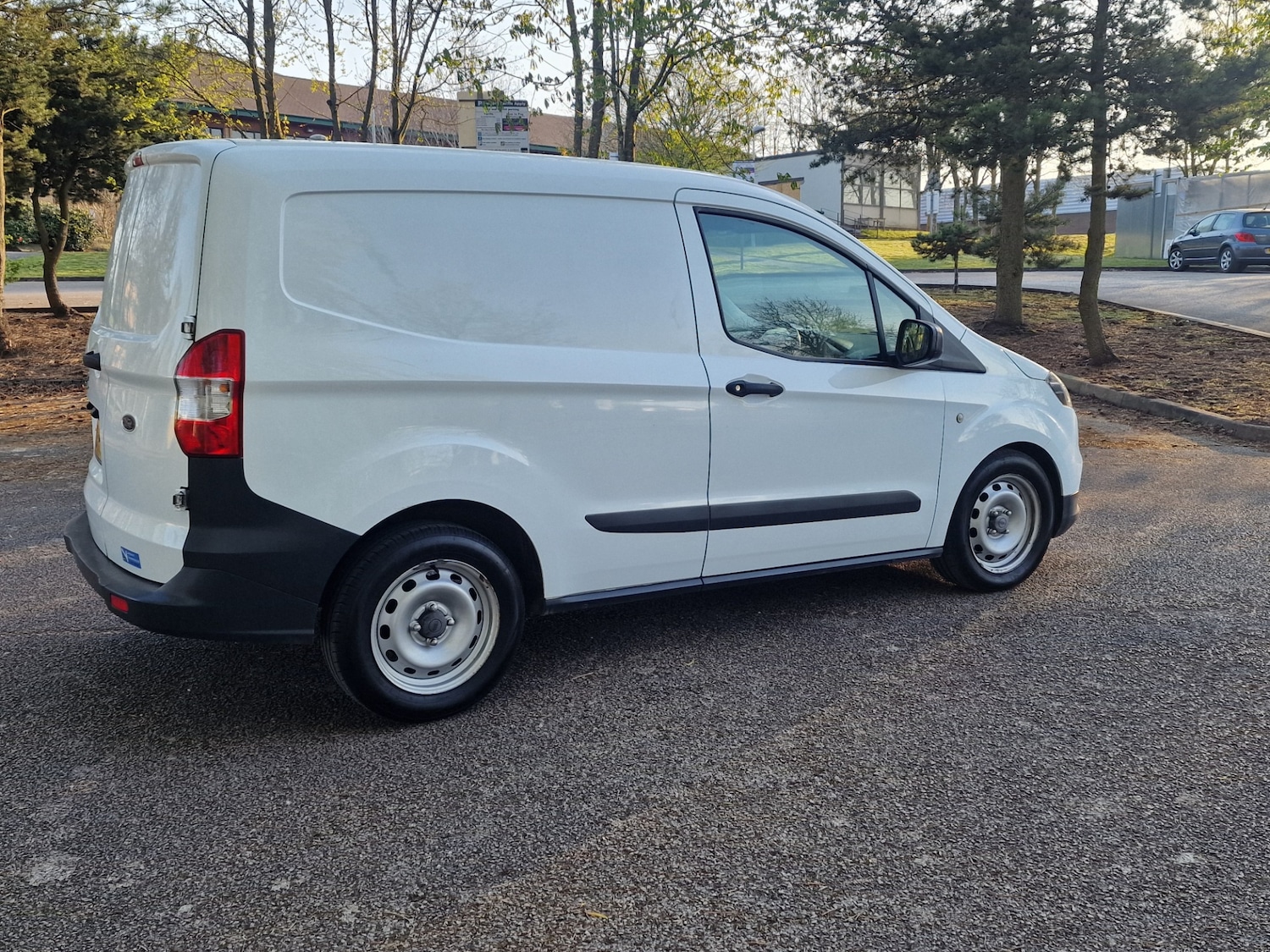 Used Ford Transit Courier 2019 for sale - 76649444: Photo 14