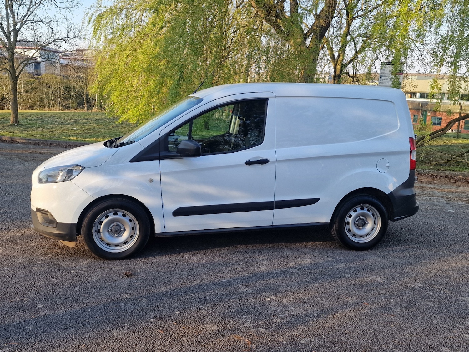 Used Ford Transit Courier 2019 for sale - 76649444: Photo 16
