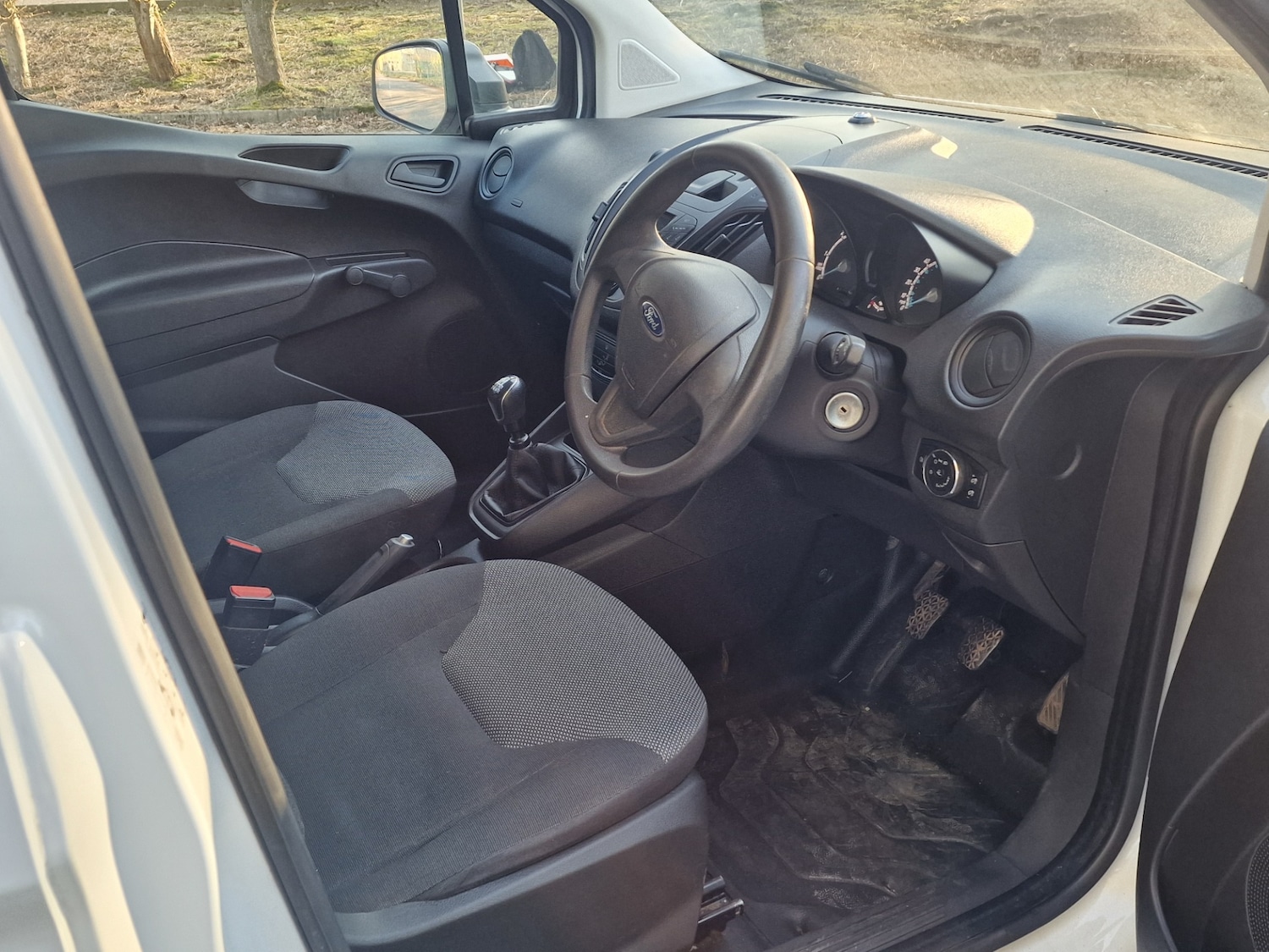 Used Ford Transit Courier 2019 for sale - 76649444: Photo 20