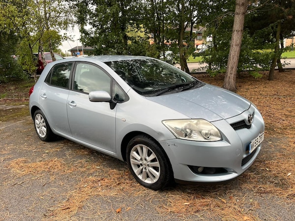 Used Toyota Auris 2009 for sale - 75190698: Photo 2