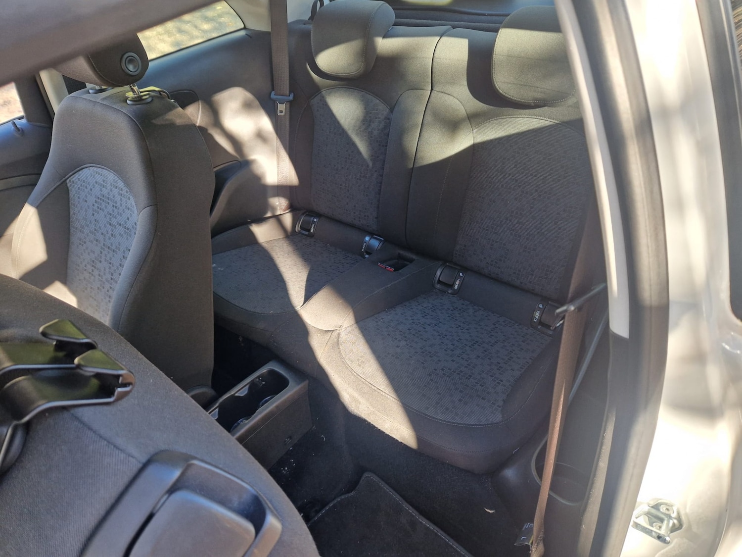 Used Vauxhall ADAM 2017 for sale - 76504740: Photo 3