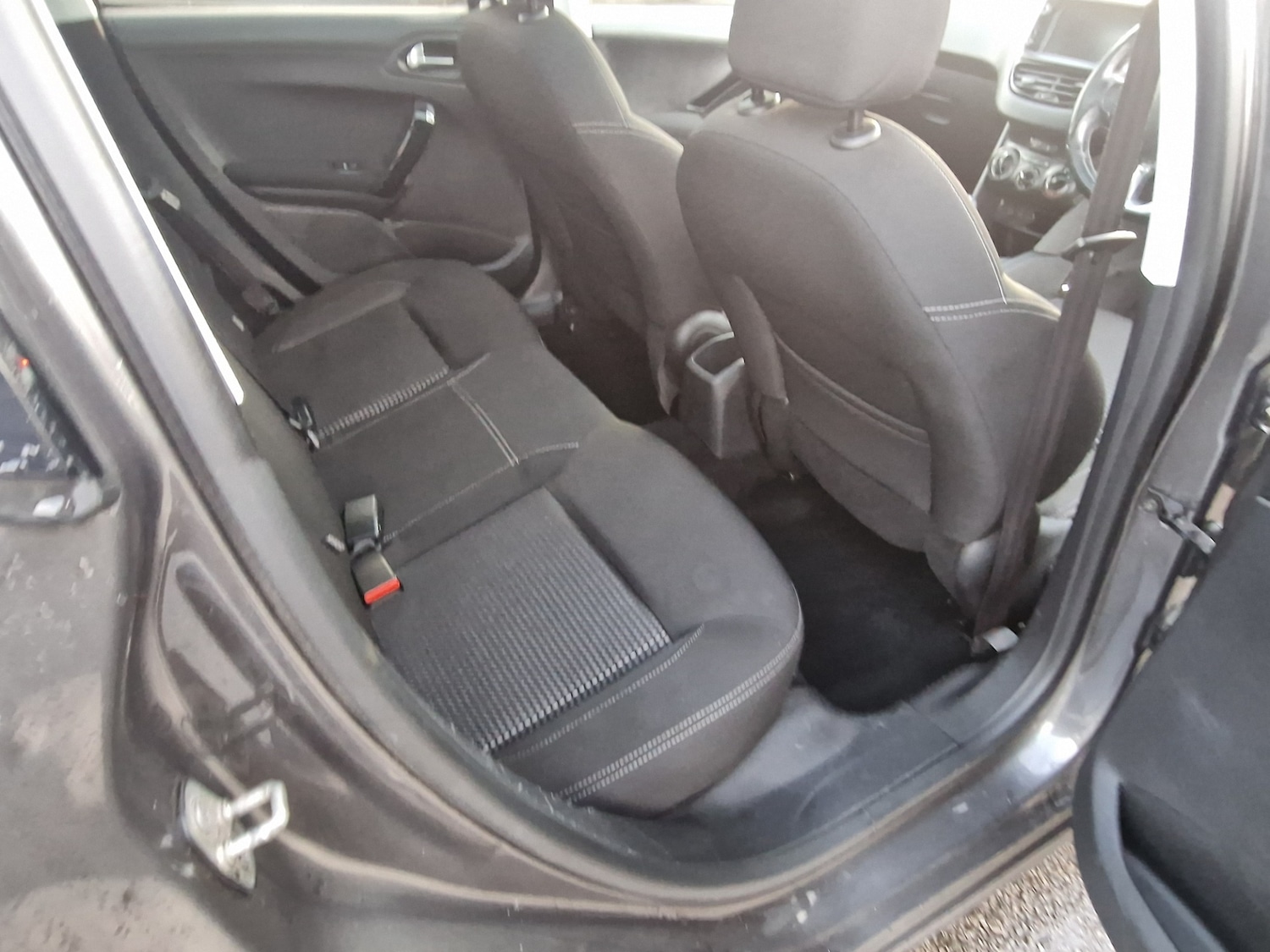 Used Peugeot 208 2018 for sale - 76968258: Photo 22