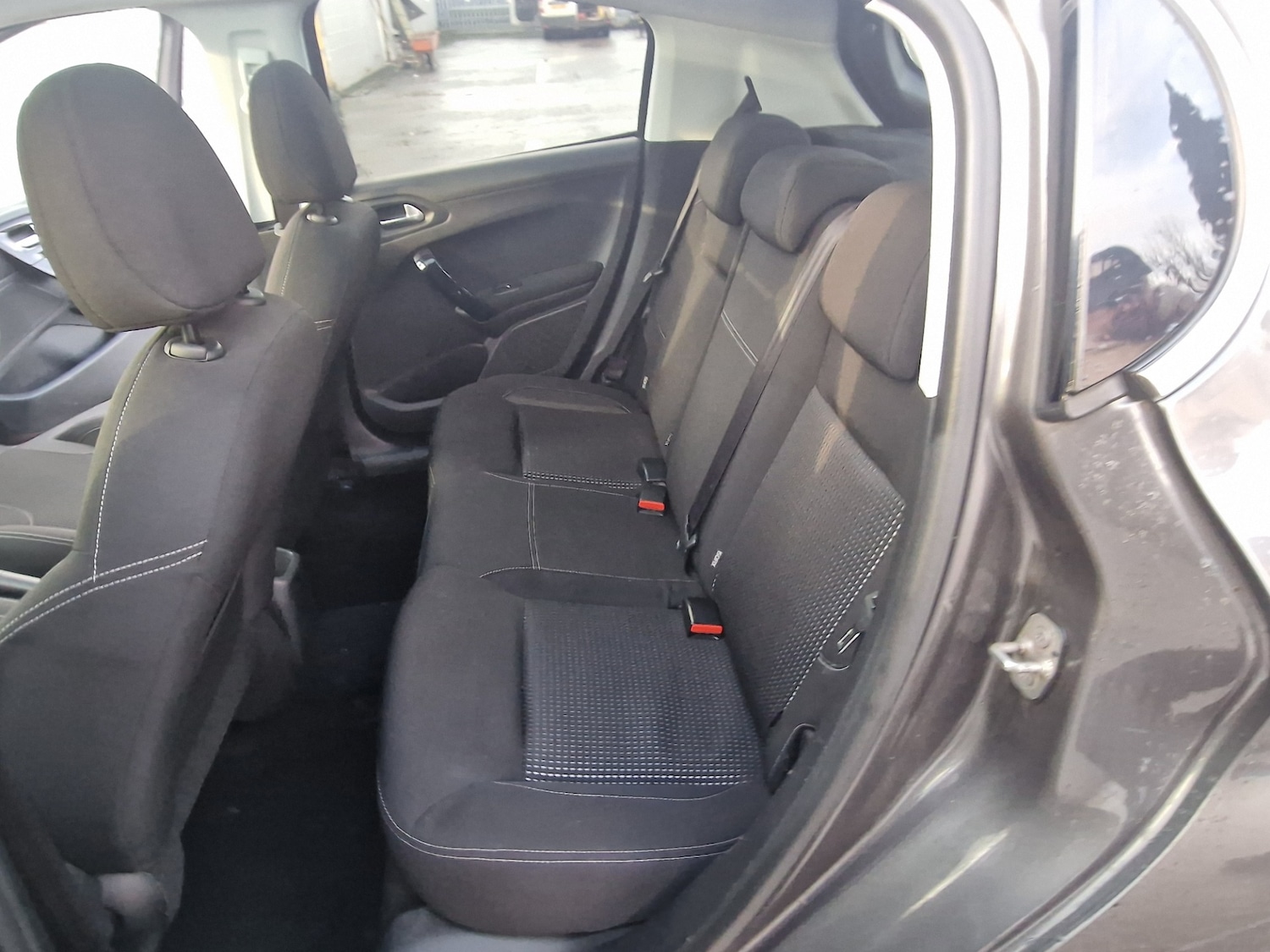 Used Peugeot 208 2018 for sale - 76968258: Photo 25