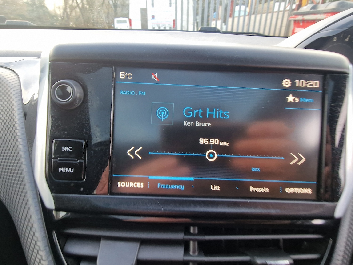 Used Peugeot 208 2018 for sale - 76968258: Photo 35