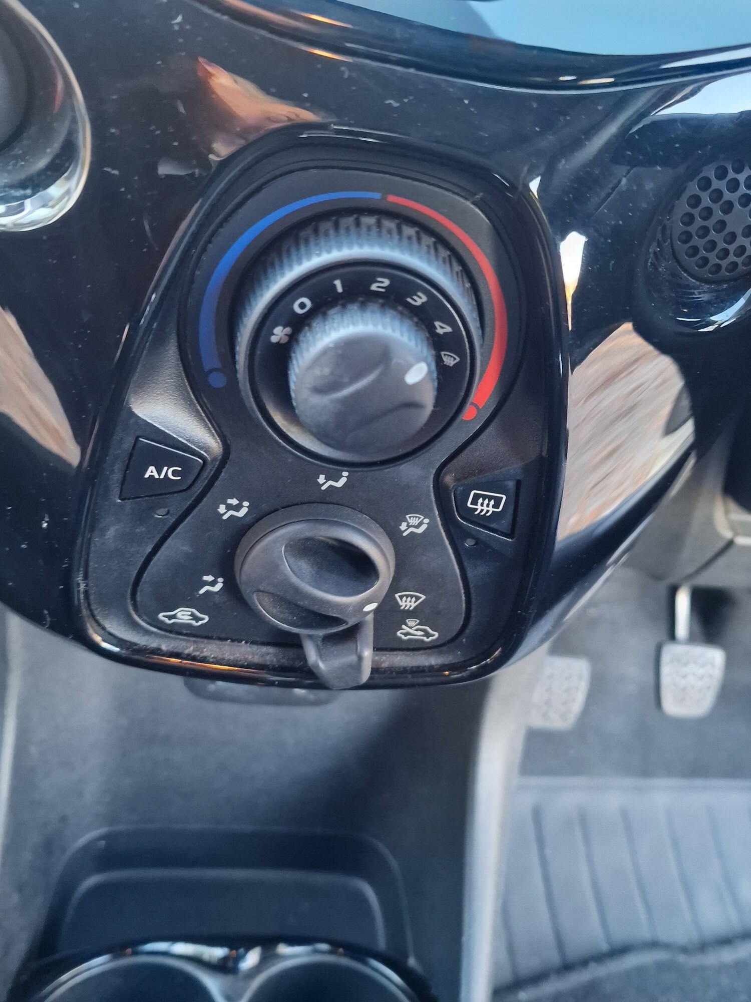 Used Citroen C1 2015 for sale - 76414002: Photo 36