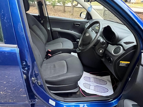 Used Hyundai i10 2012 for sale - 75626138: Photo 19