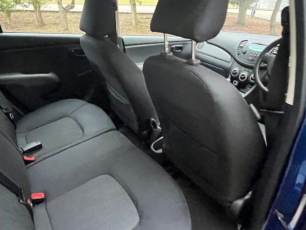Used Hyundai i10 2012 for sale - 75626138: Photo 25