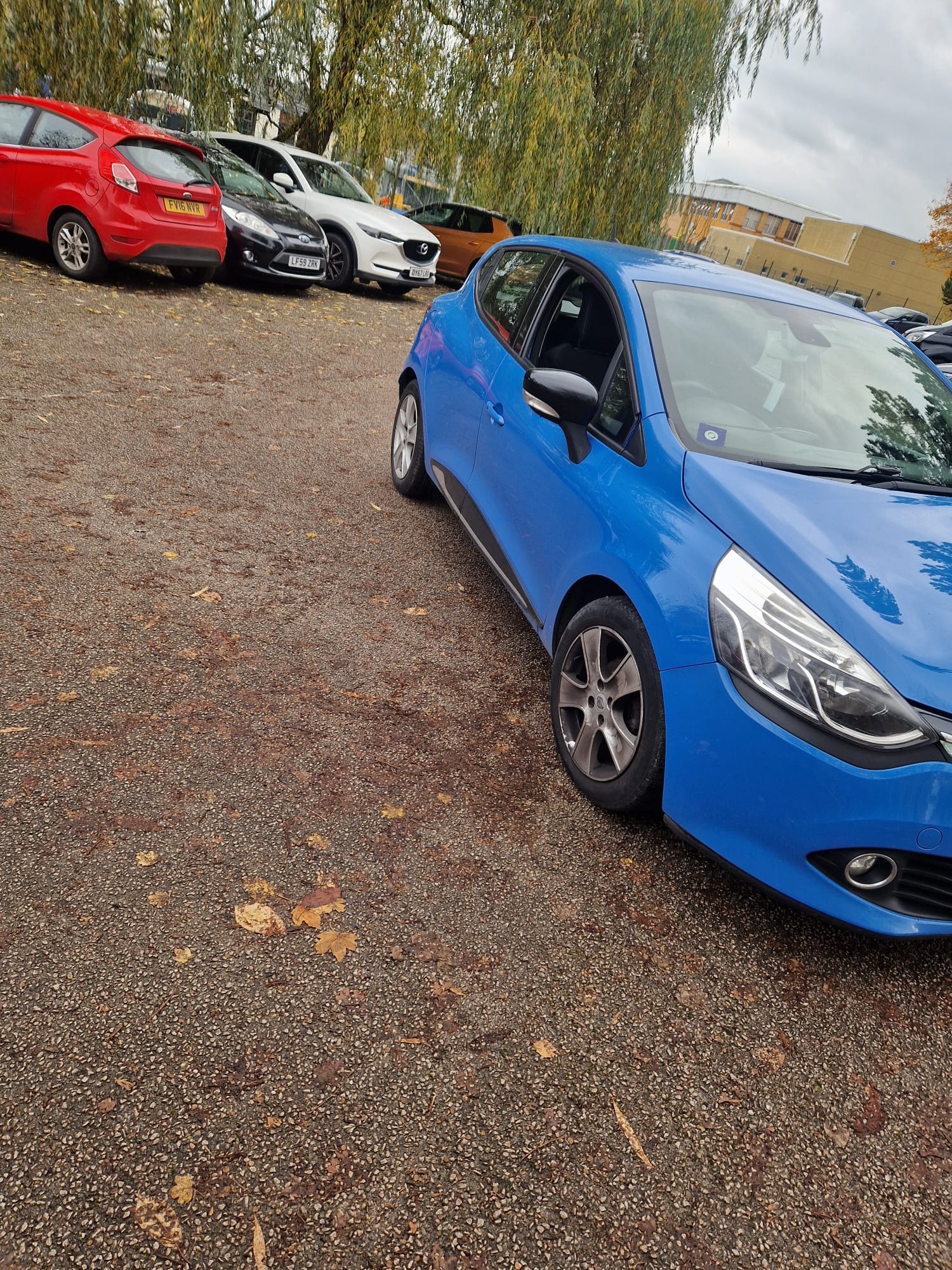 Used Renault Clio 2015 for sale - 76554207: Photo 2