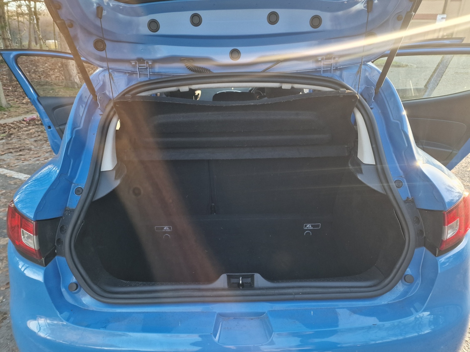 Used Renault Clio 2015 for sale - 76554207: Photo 27