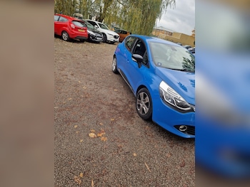 Used Renault Clio 2015 for sale - 76554207: Photo