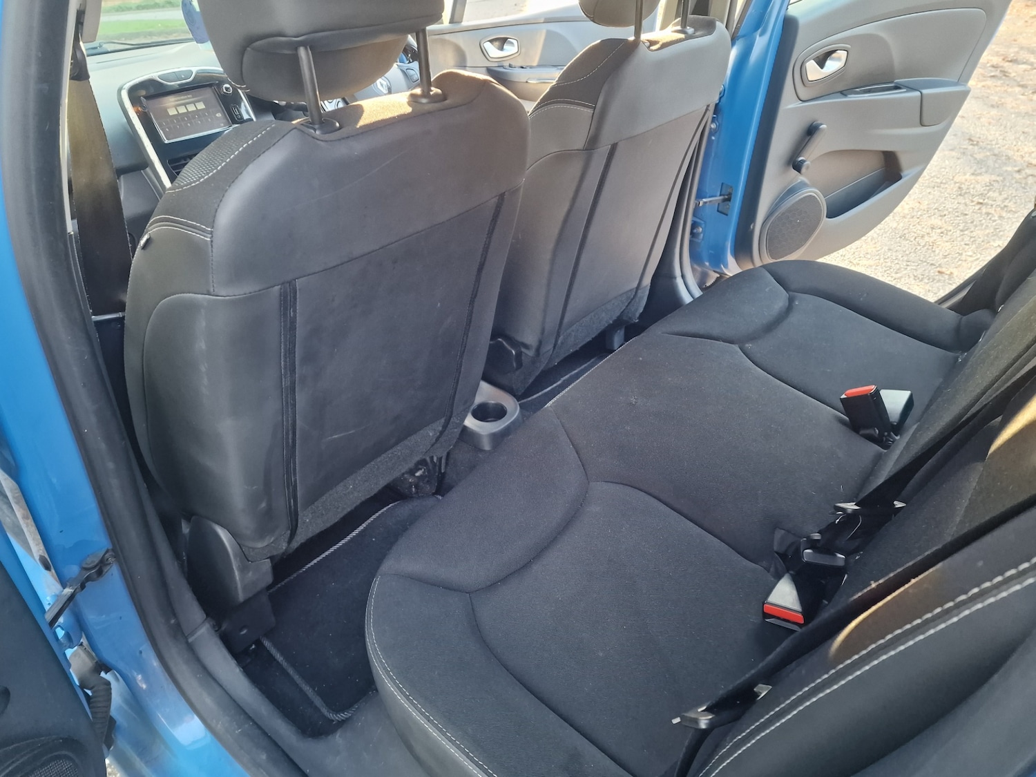 Used Renault Clio 2015 for sale - 76554207: Photo 31