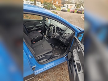 Used Renault Clio 2015 for sale - 76554207: Photo