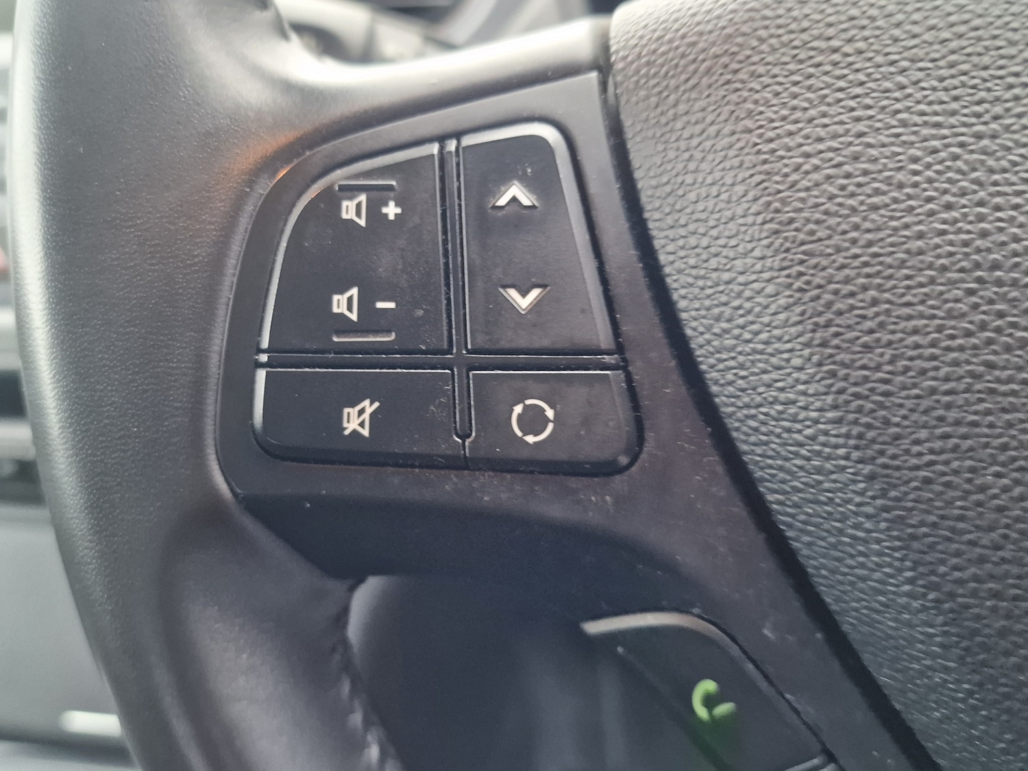 Used Hyundai i10 2018 for sale - 76762601: Photo 22