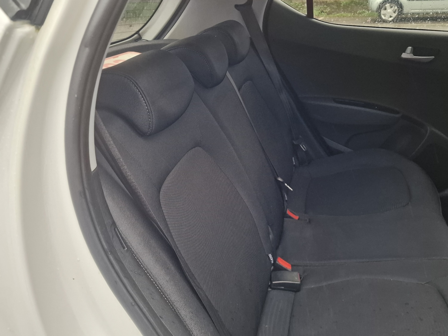 Used Hyundai i10 2018 for sale - 76762601: Photo 28