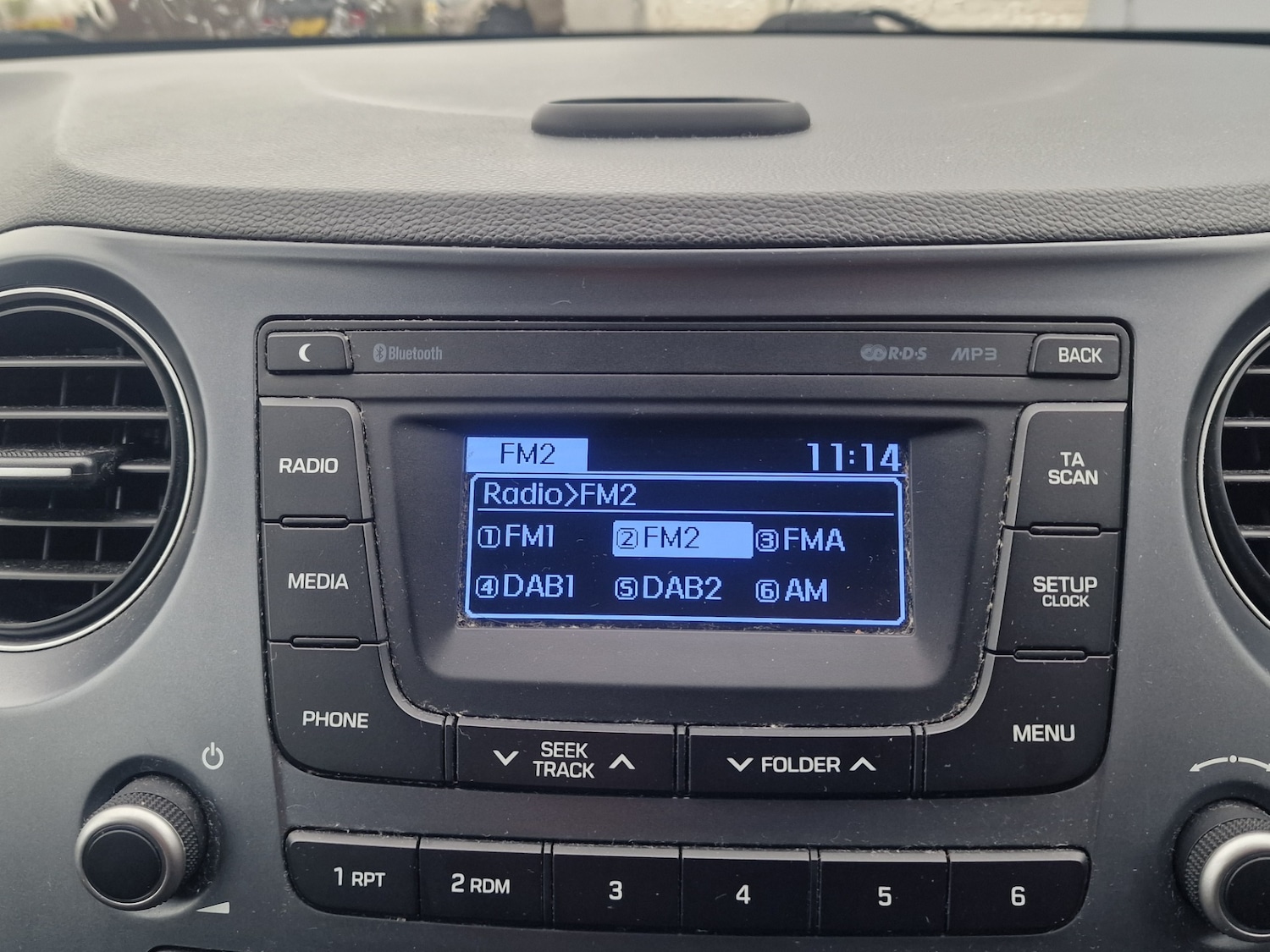 Used Hyundai i10 2018 for sale - 76762601: Photo 44