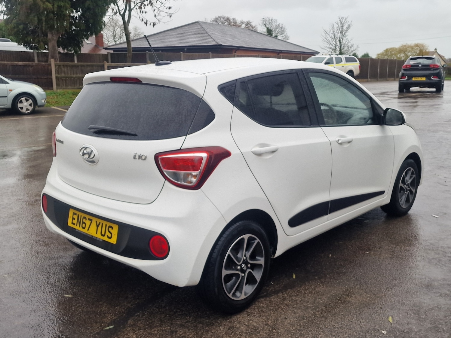 Used Hyundai i10 2018 for sale - 76762601: Photo 8
