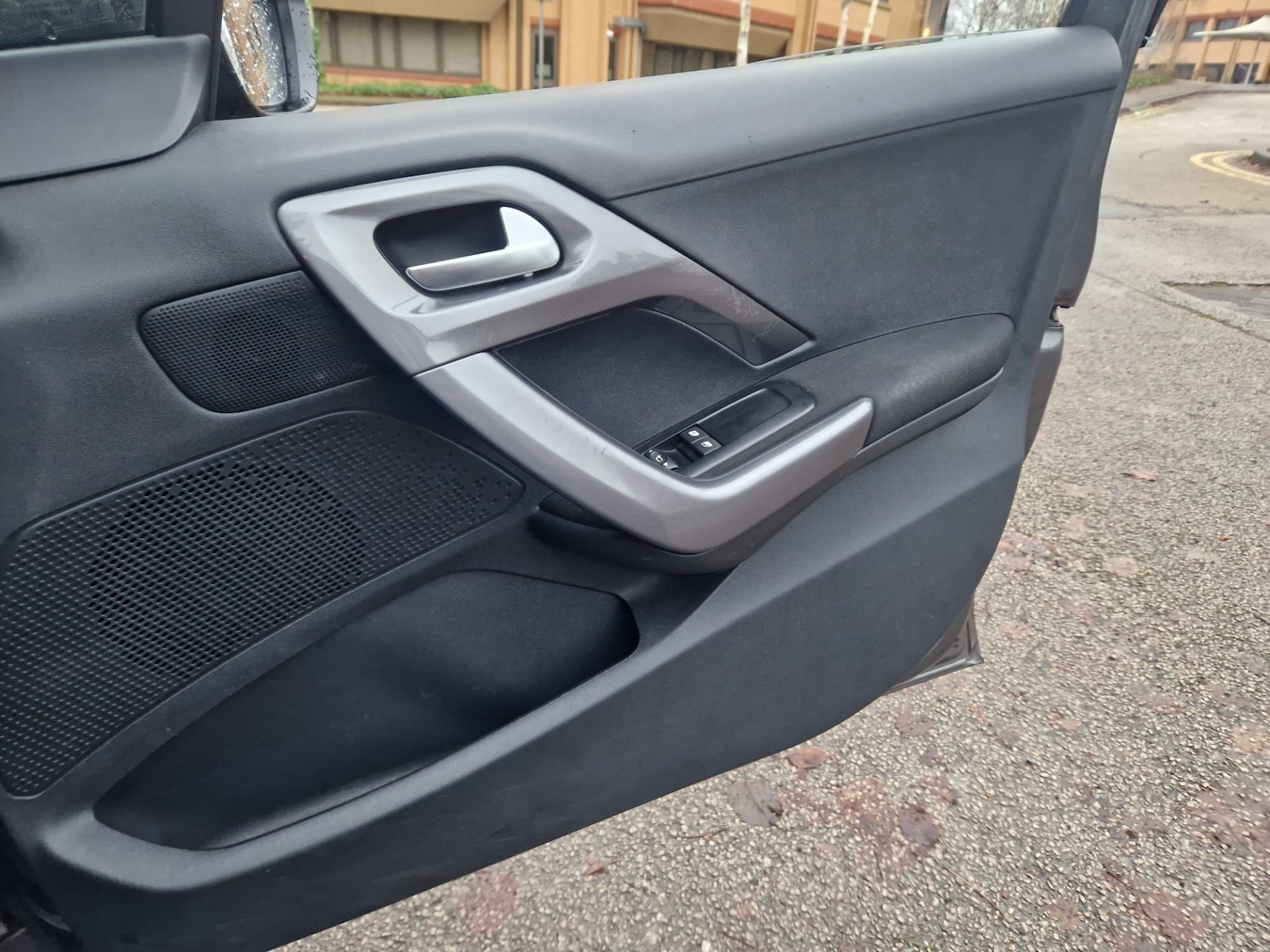 Used Peugeot 2008 2017 for sale - 77206972: Photo 13