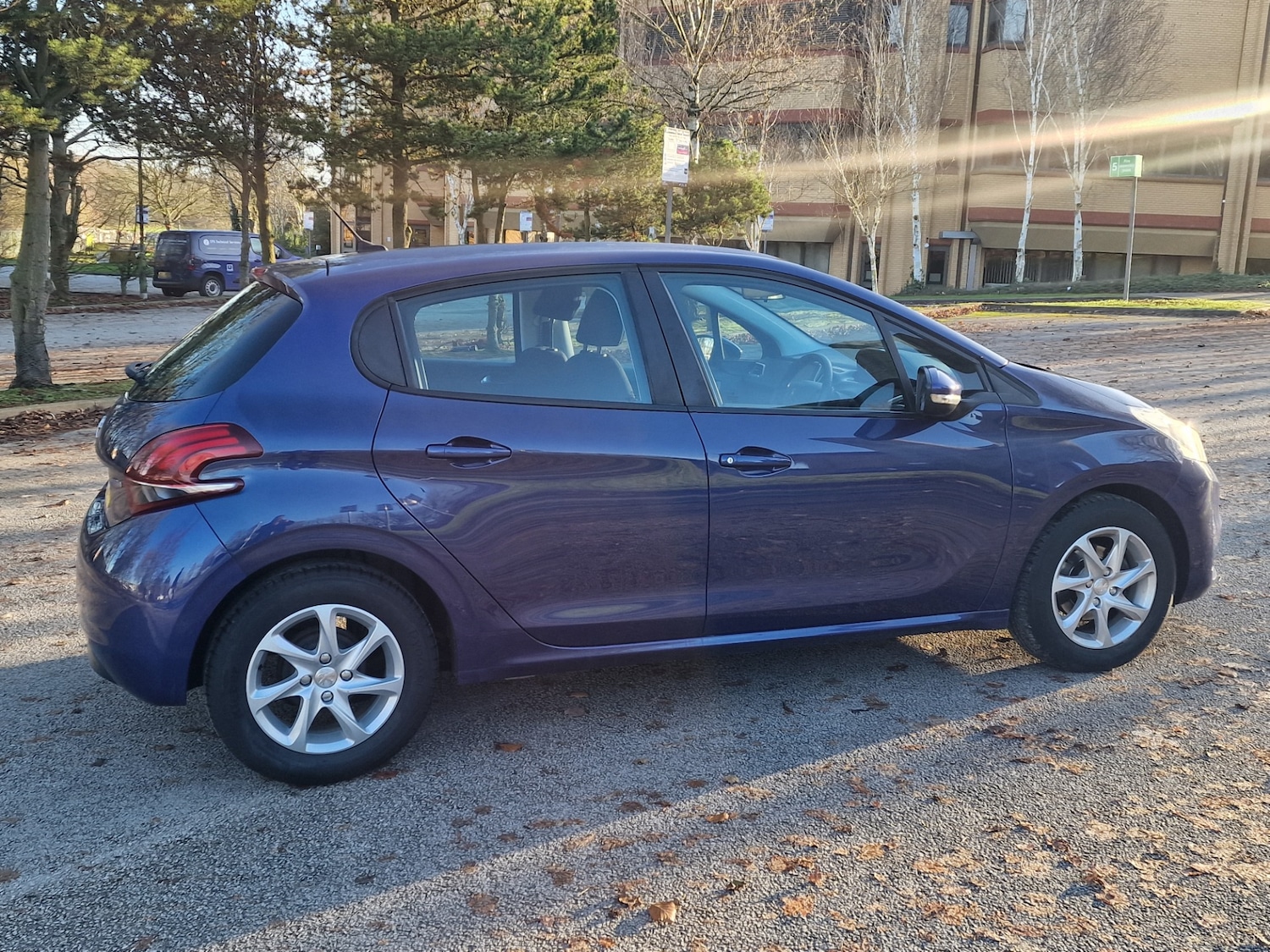 Used Peugeot 208 2017 for sale - 76762797: Photo 13