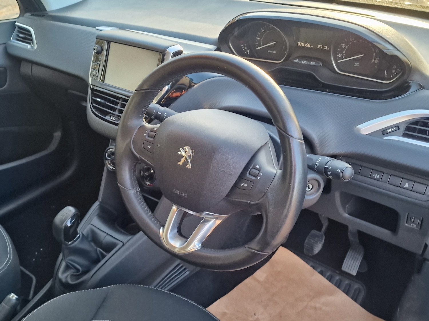 Used Peugeot 208 2017 for sale - 76762797: Photo 23