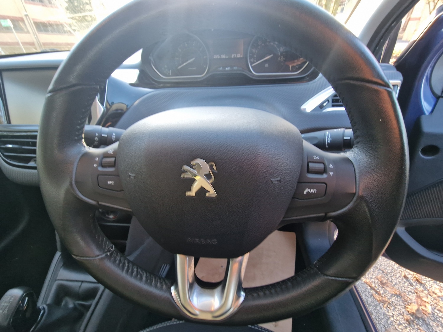 Used Peugeot 208 2017 for sale - 76762797: Photo 26