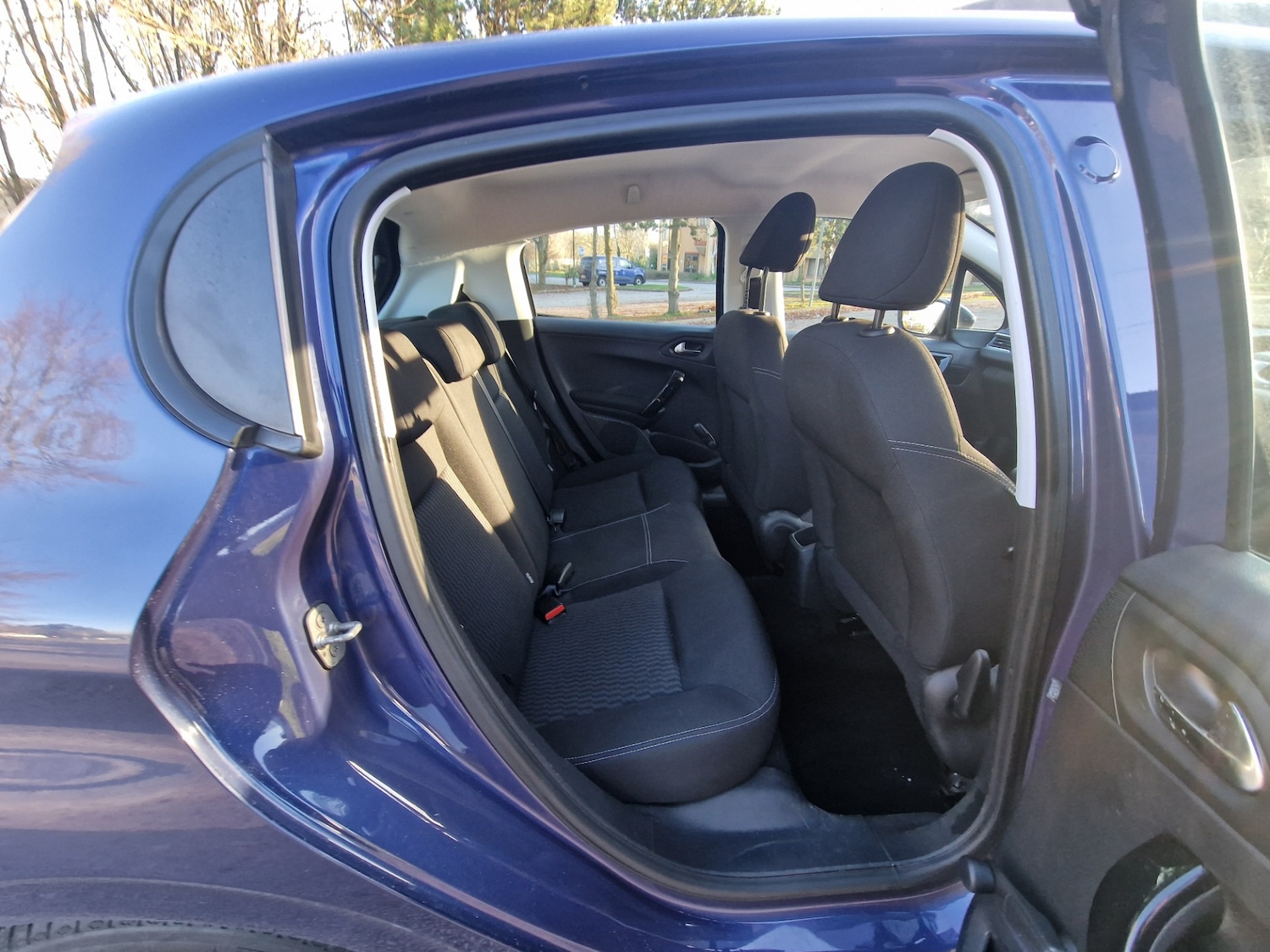 Used Peugeot 208 2017 for sale - 76762797: Photo 31