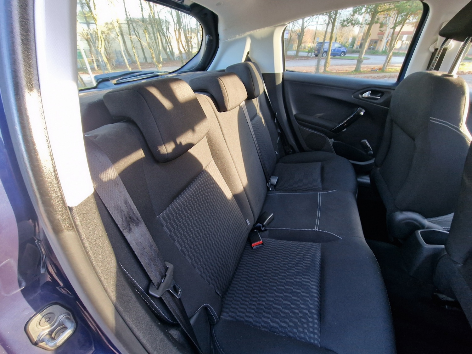 Used Peugeot 208 2017 for sale - 76762797: Photo 32