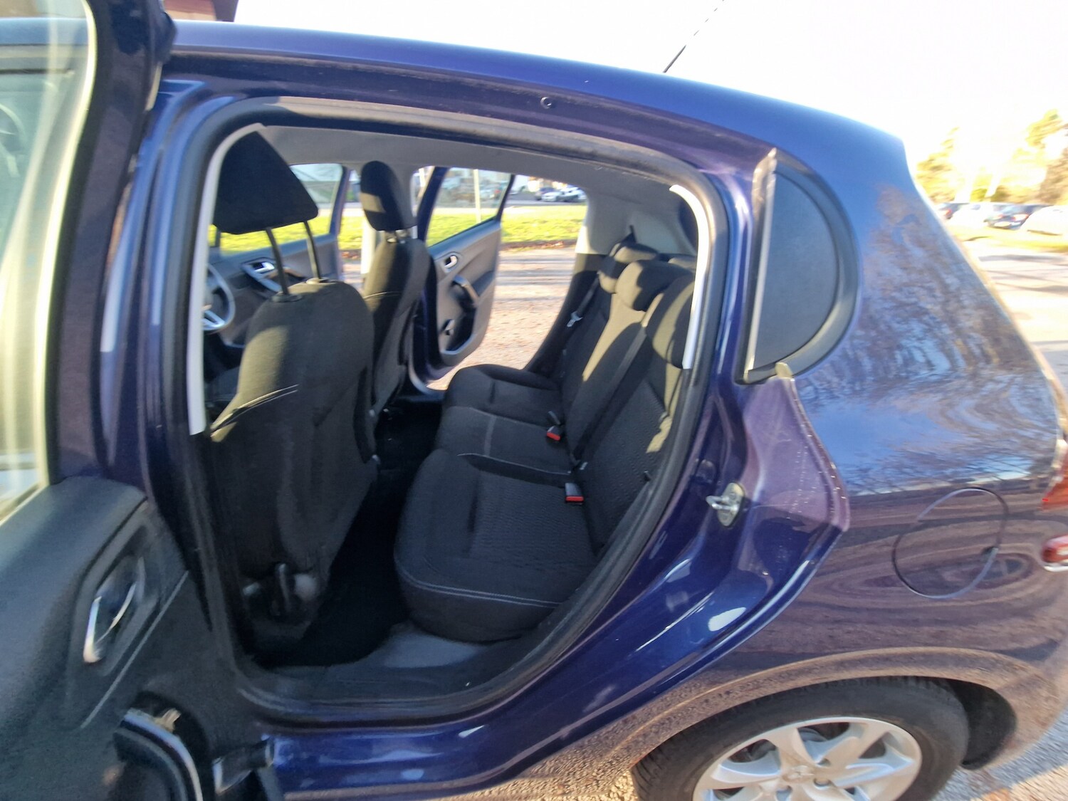 Used Peugeot 208 2017 for sale - 76762797: Photo 33