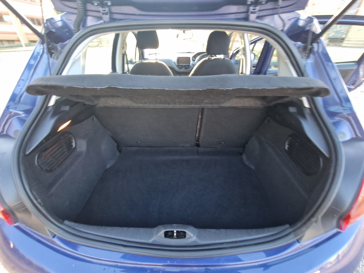 Used Peugeot 208 2017 for sale - 76762797: Photo 42