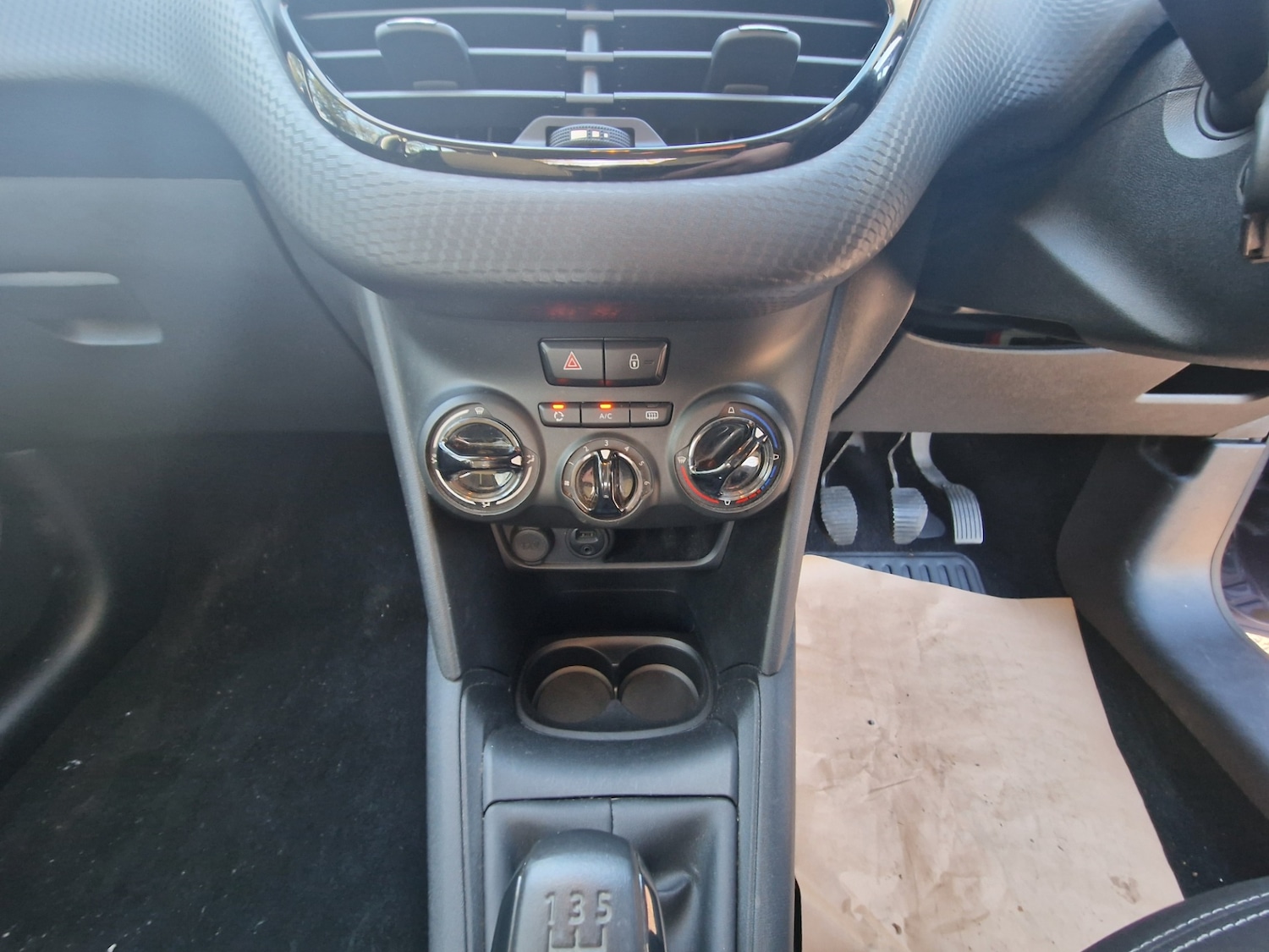 Used Peugeot 208 2017 for sale - 76762797: Photo 45