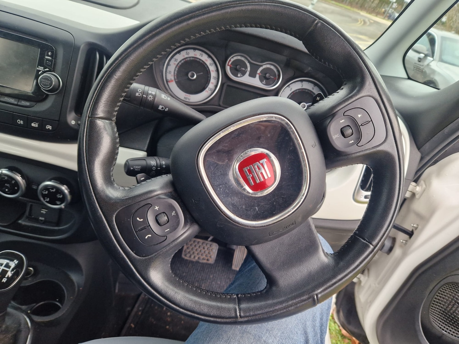 Used Fiat 500L 2013 for sale - 77084317: Photo 11