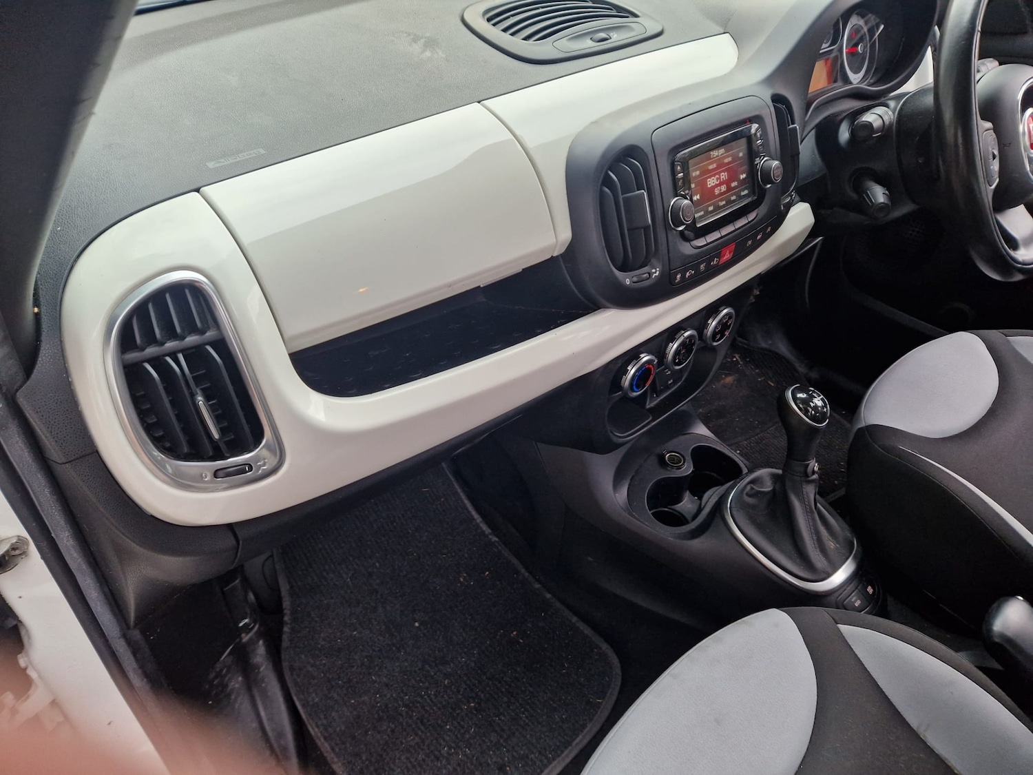 Used Fiat 500L 2013 for sale - 77084317: Photo 5