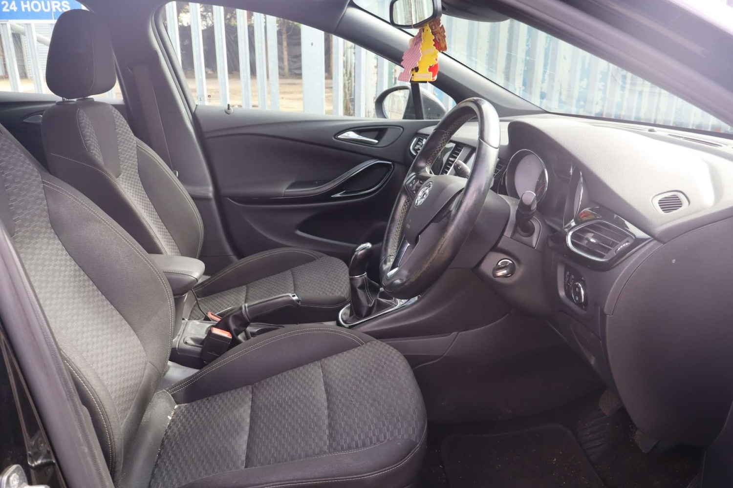 Used Vauxhall Astra 2017 for sale - 77916382: Photo 11