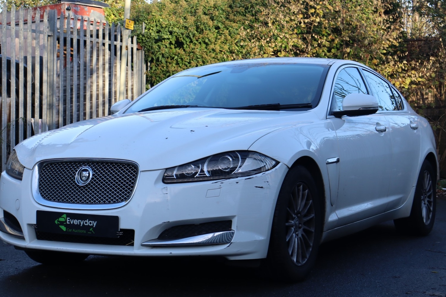 Used Jaguar XF 2012 for sale - 76736785: Photo 3