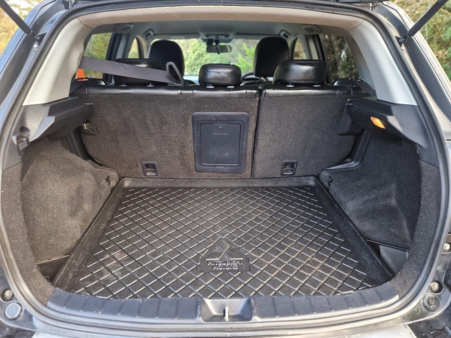 Used Mitsubishi ASX 2011 for sale - 76891882: Photo 50